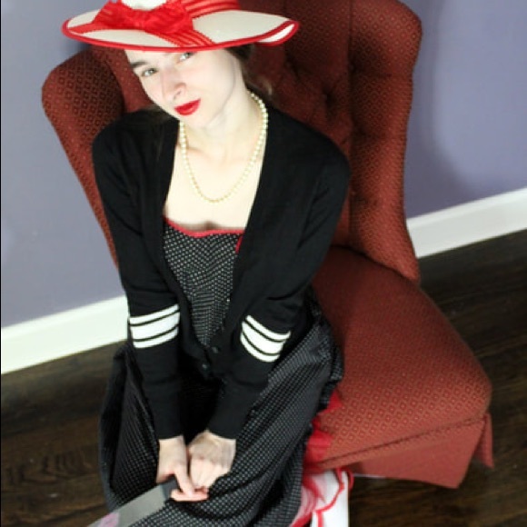 Classic black cardigan - Picture 2 of 2